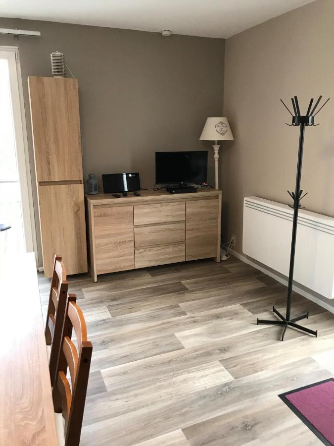 Domaine "Les Hochets Apartment Врес-сюр-Сьомоа Екстериор снимка